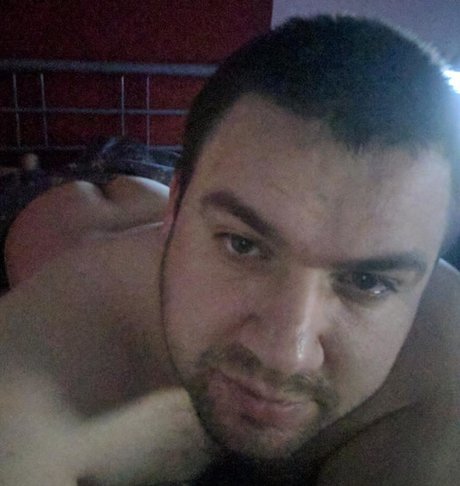 PeetahUK pretty pornstar gallery