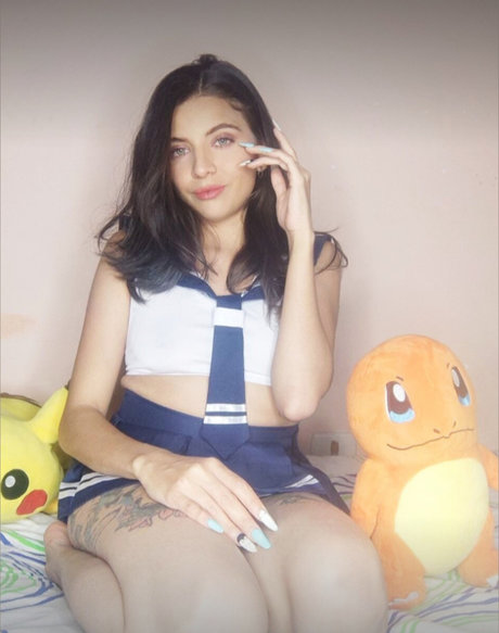 Celeste Pearl top actress images