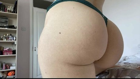 peachysens star nudes pics