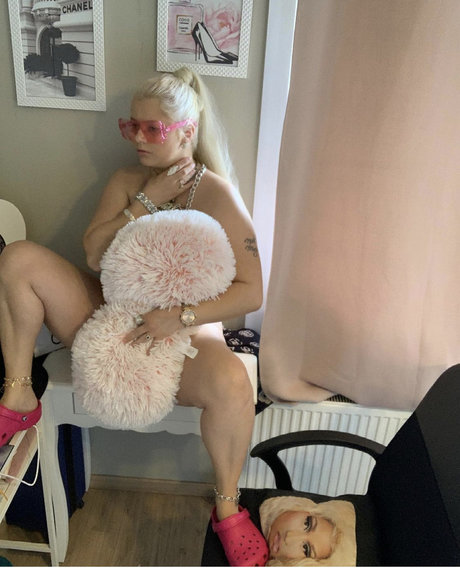 Makeupbycindy8 star img