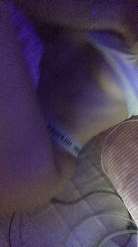 Nikola Bajkov_ naked actress image