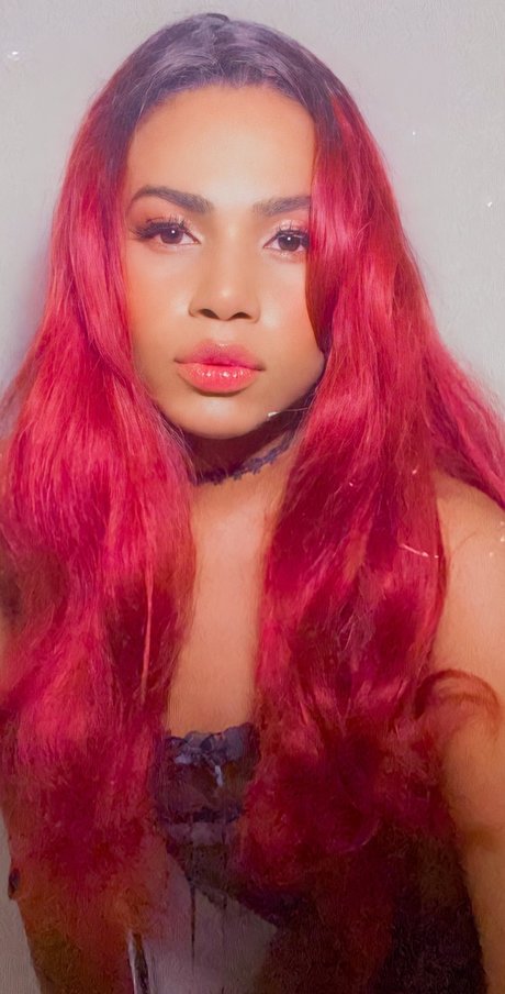 Azul Morel nude model gallery