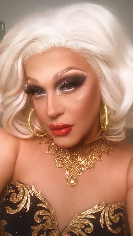 Pietra Parker exclusive star img