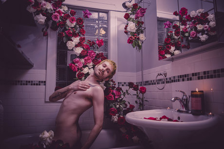 Misfit_ nudes actress photos