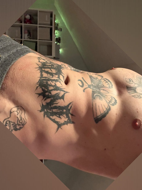 Ty LaGlace pornstar top photo