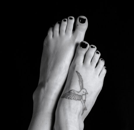 Piaf Pied star beautiful img