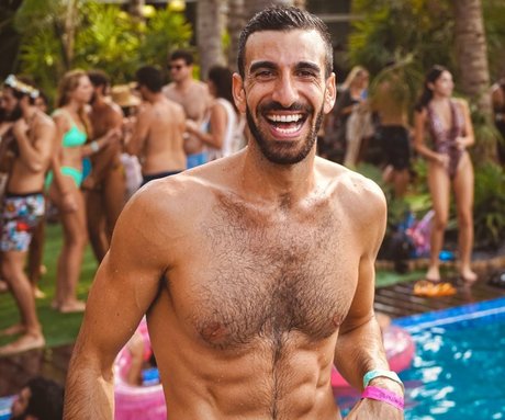 Real pgrapher art star photos