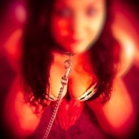 PhoenixInChains sexy star archive