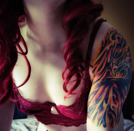 Phoenix Girl art model img