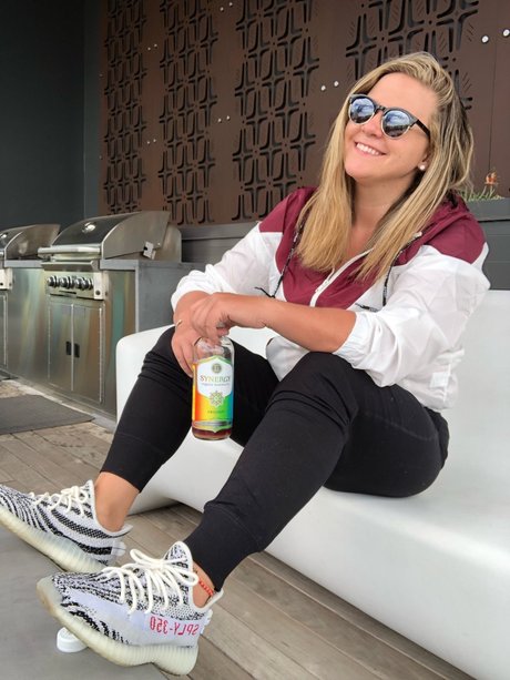 Peyton Flanders pretty model images