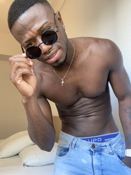 Plinio mundo mais erotic star pictures