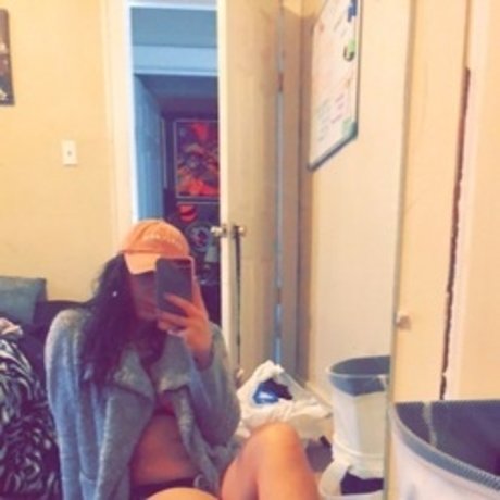 Azul nicole xxx model pic