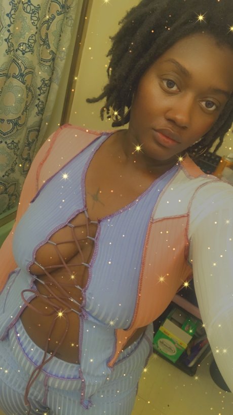 Poundtown City naked pornstar galleries