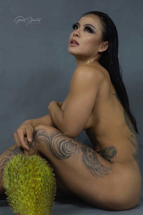 Chompy pornstar beautiful img