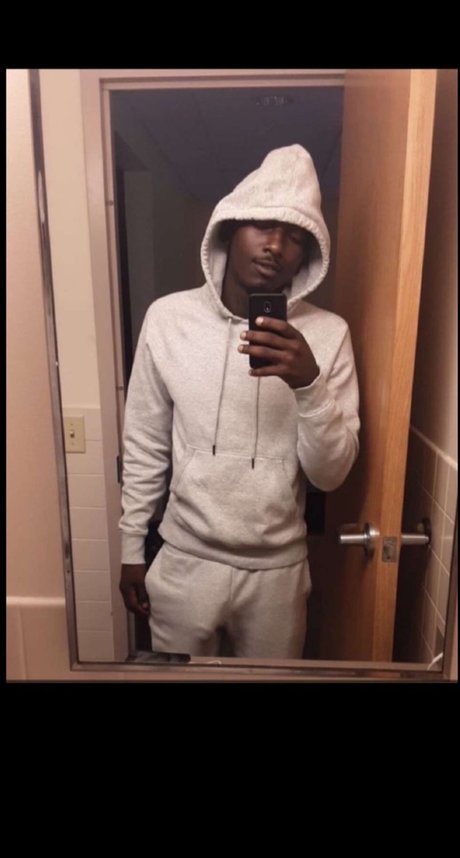 Quan Quan exclusive star photo