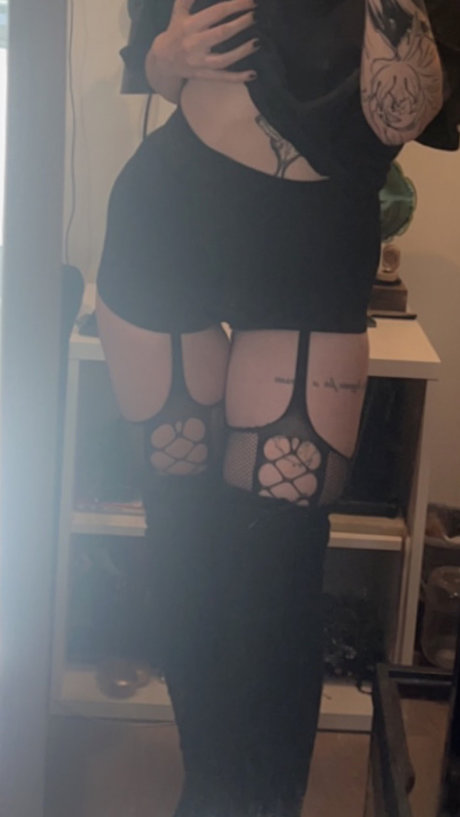 Piper Flame_ model exclusive images