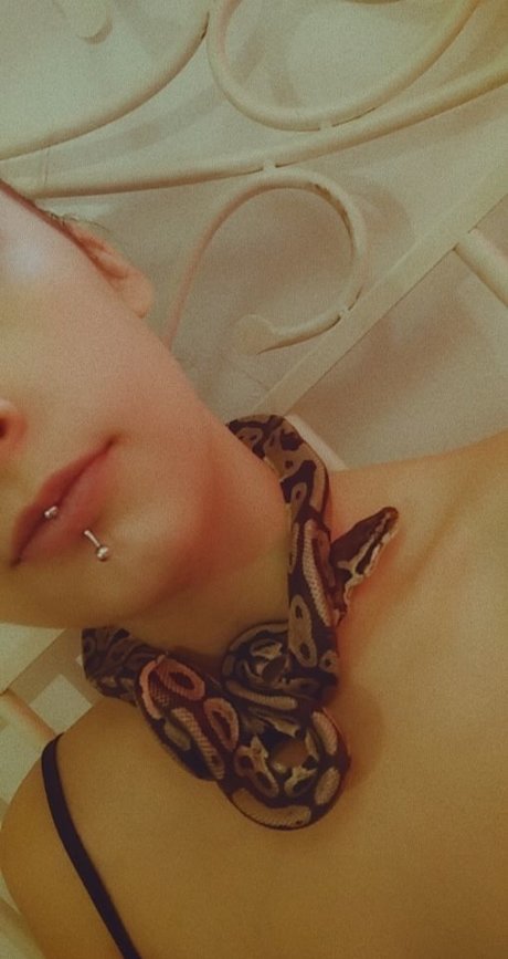 Daddy s Little Witch xxx star picture