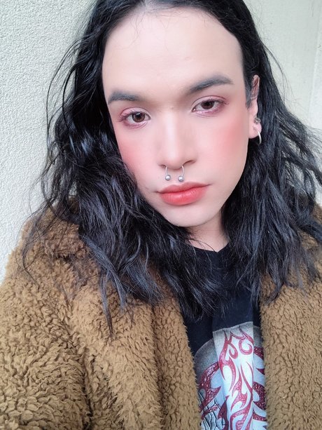 preciosa ruby naked model image