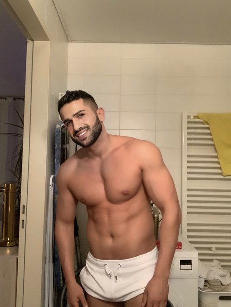 Power Pascha Free star art photo