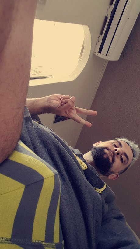 posca art star photo