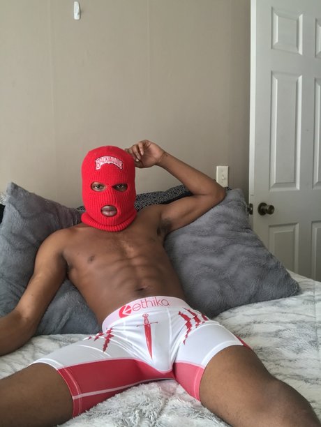 F A M O S D A E beautiful model photos