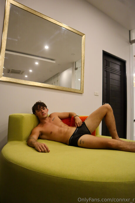 Connor Robinson sexy actress pics