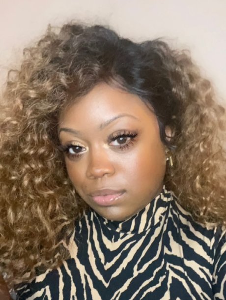 Poly Pocket beautiful actress image