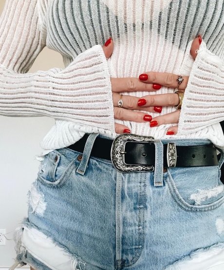 Violet Brinson star high quality image