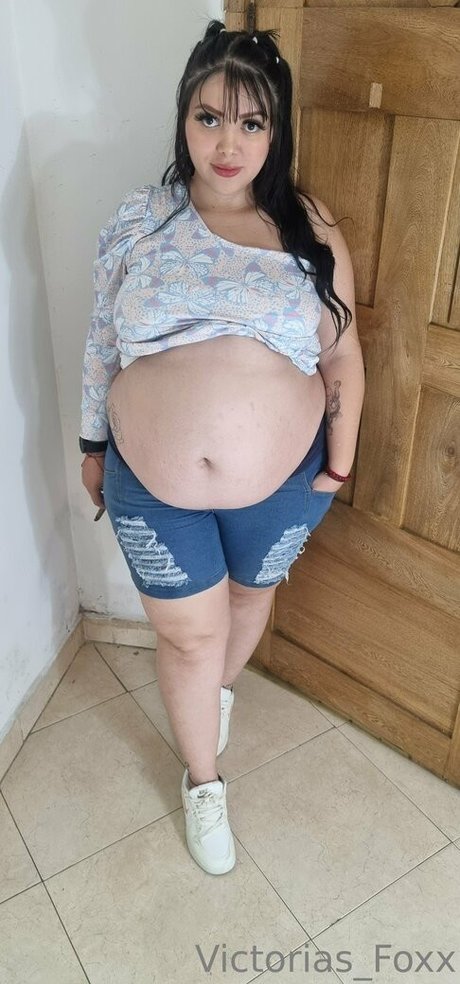 bu1terfly nude model photo