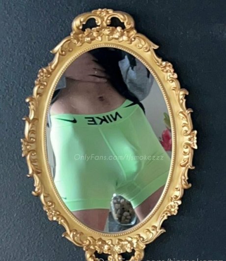 tjsmokezzz erotic pornstar pictures