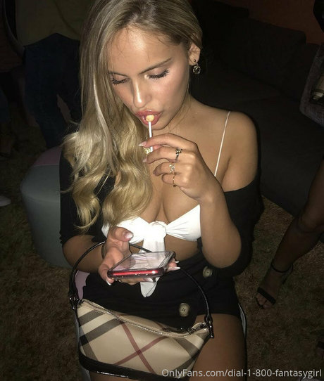 male tiktok stars onlyfans erotic pics