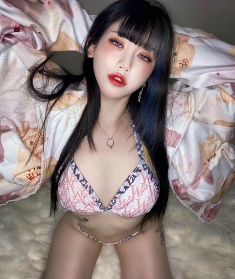 Naughty Rabbit perfect actress pics