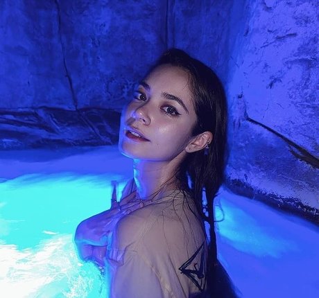 Melodi Flack pornographic model archive