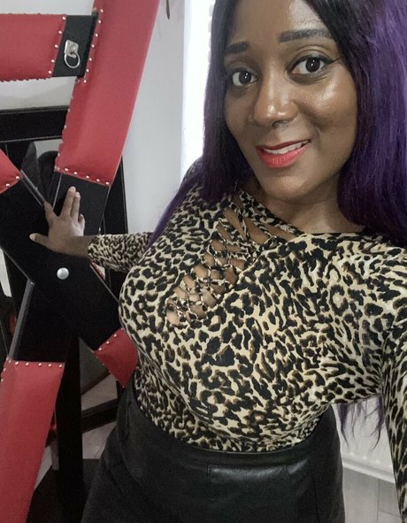 mslorraineldn model high quality pics