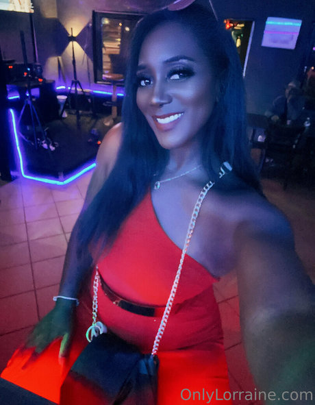 mslorraineldn actress pics