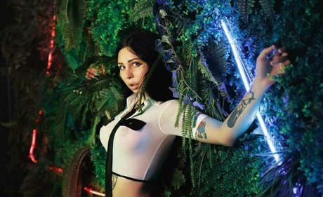 lola pixel sexy pornstar gallery