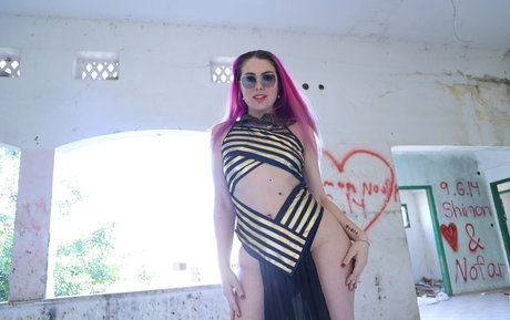 teens onlyfans hot image