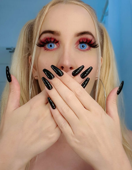 vivianrosefree pornographic model galleries