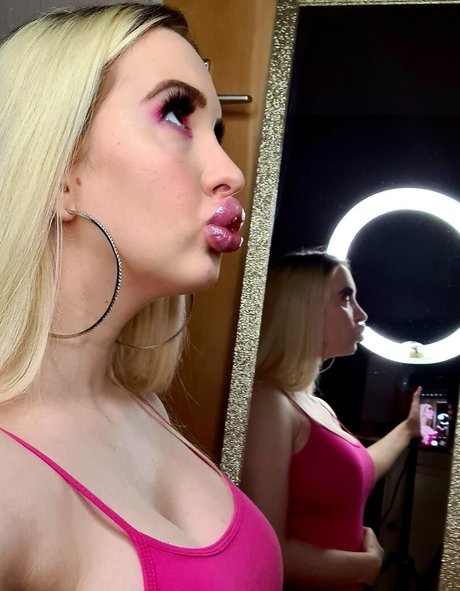 vivianrosefree xxx star pictures