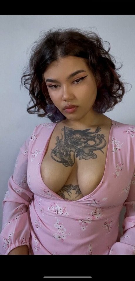 Diana Koyuncu nude model photo