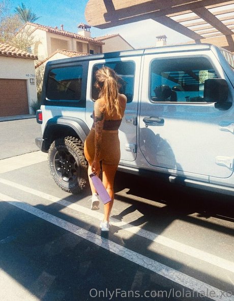 lolahale xo nudes star pic