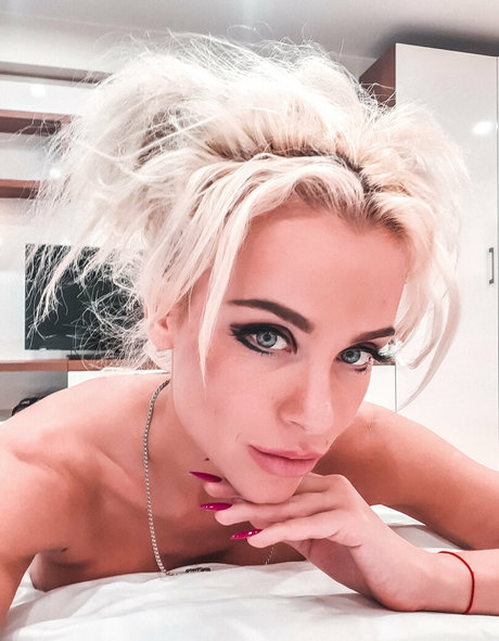 juleeya 69 nice model img