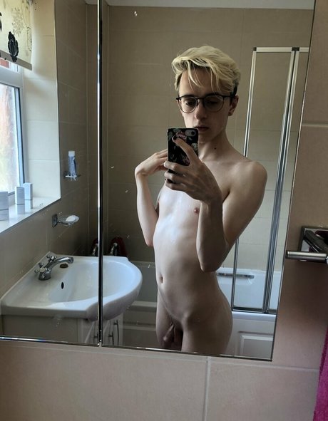 curvy cougar onlyfans beautiful naked pic