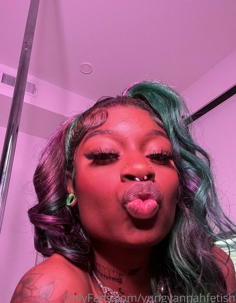 yungyannahfetish model high quality photo