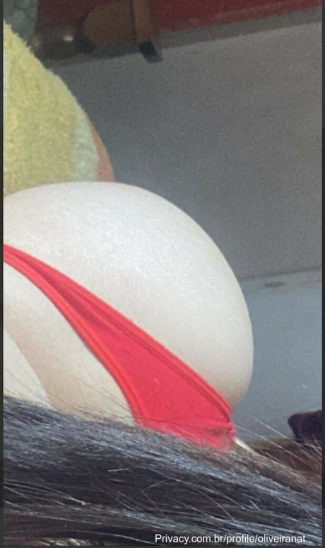 oliveiiranatt star nude picture