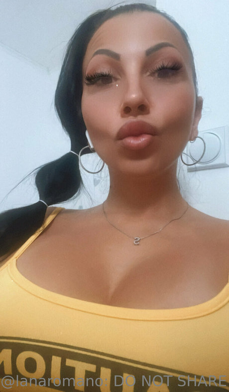 lanaromano naked actress pics