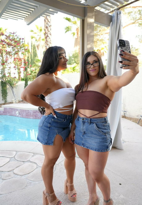 Ranya Dally nudes model pic