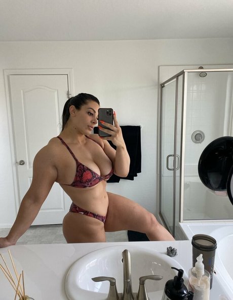 Ranya Dally xxx pornstar picture