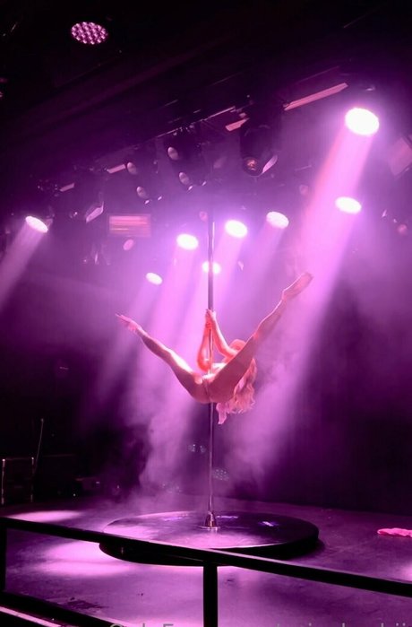 spicybarbii star hot images