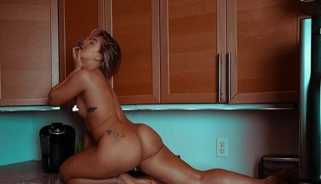 fusemagazine model high quality pictures